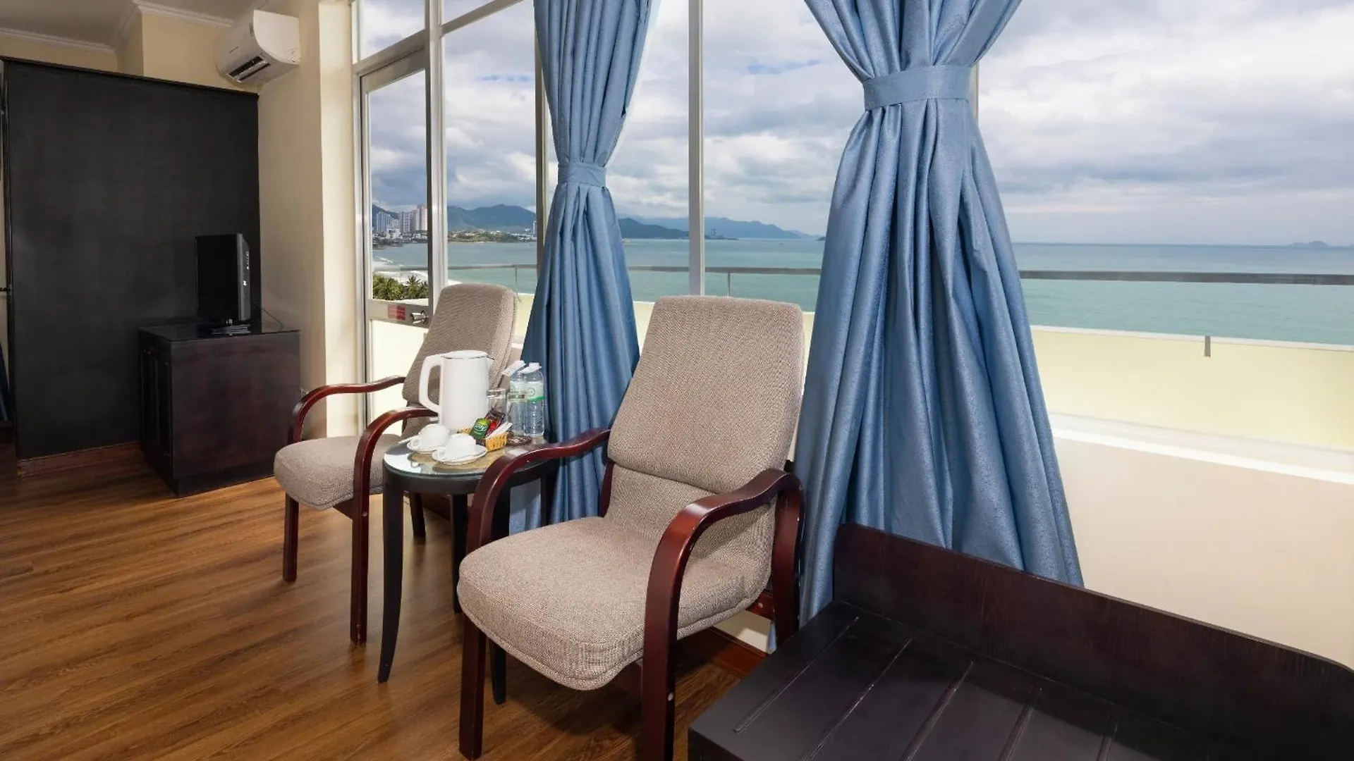 Nha Trang Lodge Hotel